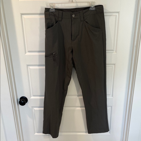 Patagonia Gray Hiking Nylon Blend Straight Leg Quandary Pants Size 30 - Picture 1 of 6